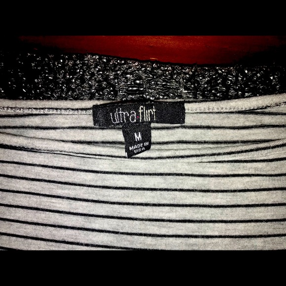 3/$15Stripped💐long sleeve - Picture 4 of 4